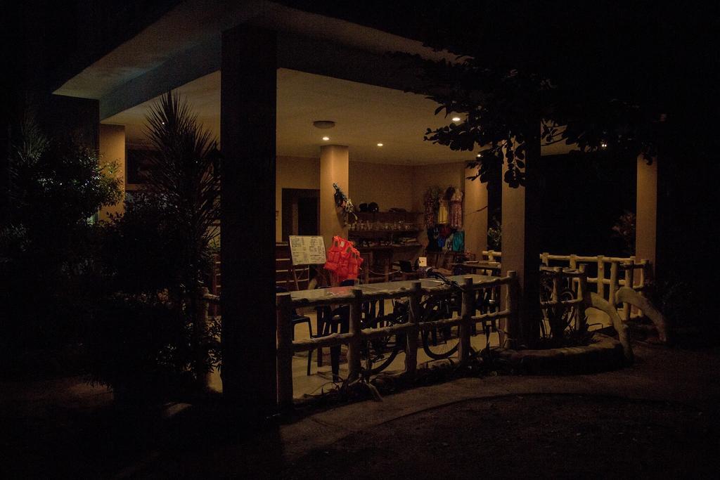 Alexis Cliff Dive Resort Panglao Bagian luar foto